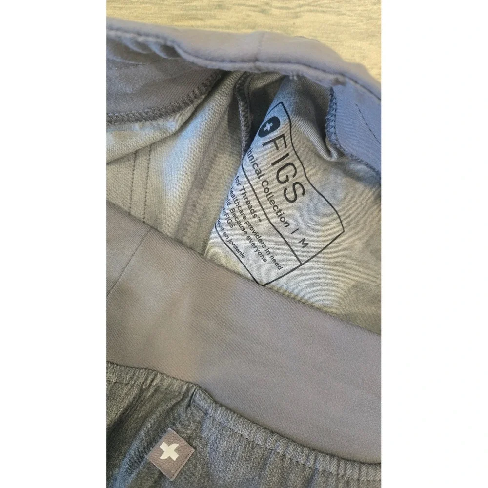 FIGS Technical Collection Scrub Pants Mens Medium Gray Jogger Style 1000208